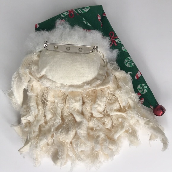 Santa Holiday Pin Brooch - Picture 2 of 3